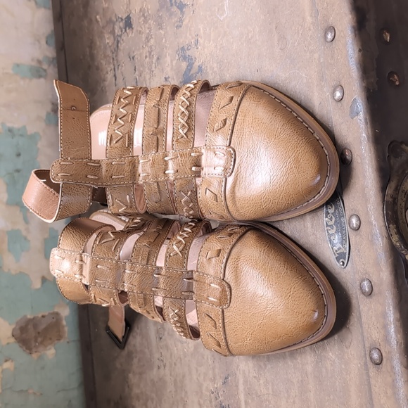 Miim Leather Mule Strappy Sandals - Picture 2 of 8